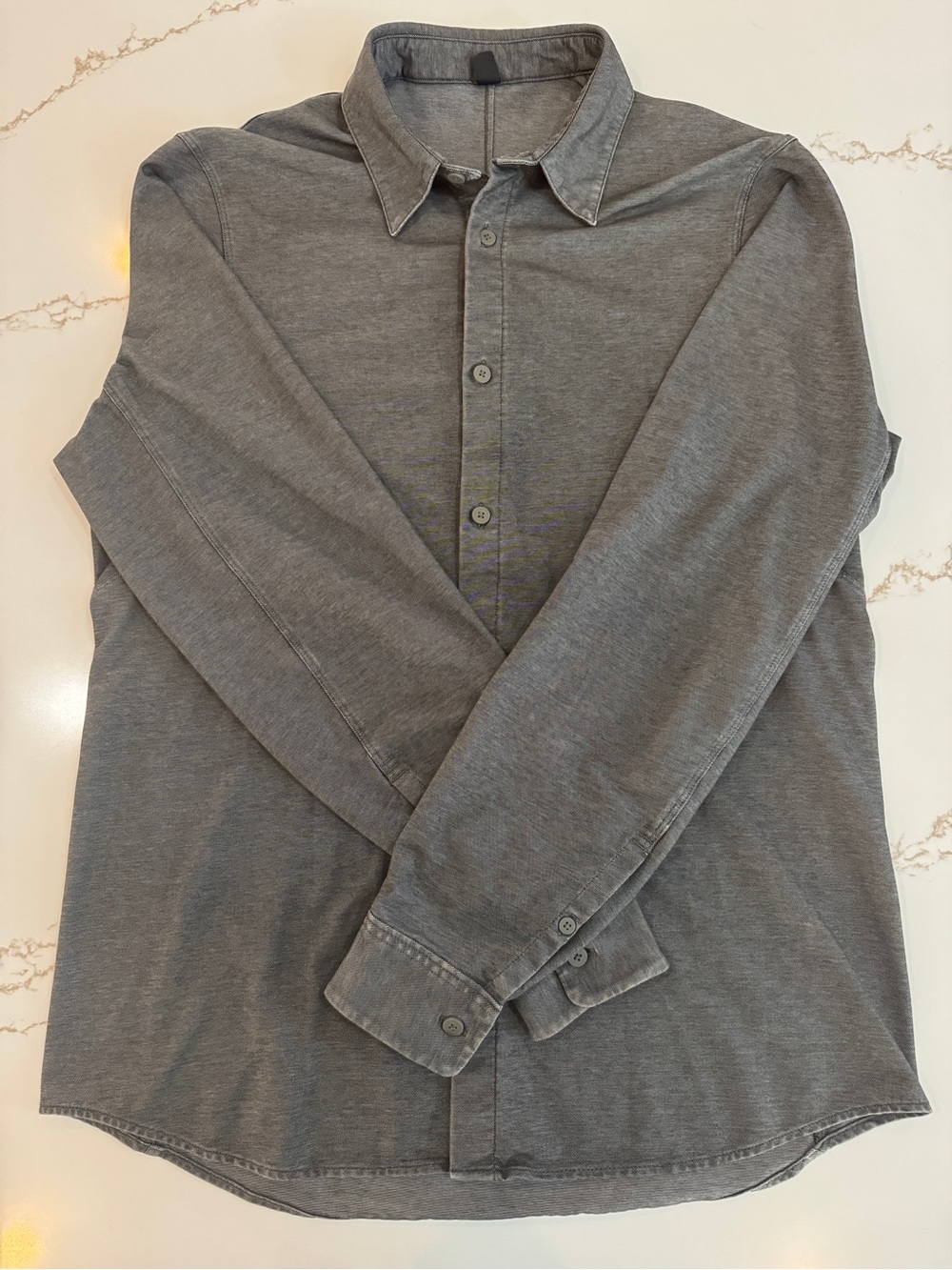Lululemon Men’s Small Gray Chambray Long Sleeve Button Down Shirt | Small